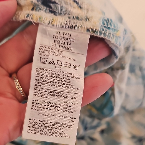 Old Navy Linen Blend The Boyfriend Shirt Button Down Palm Tree Size XL Tall - Picture 4 of 6